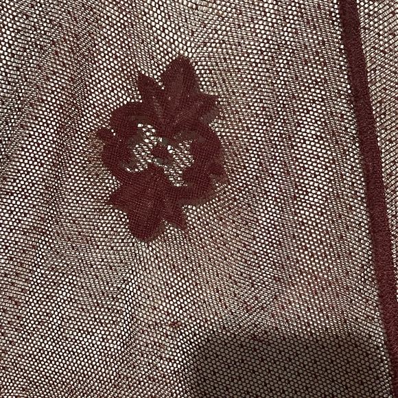 Maurices Medium Lightweight Burgundy Open Front Sheer Lace Kimono - Picture 8 of 9
